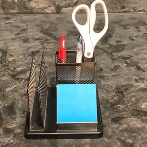Desktop organizer